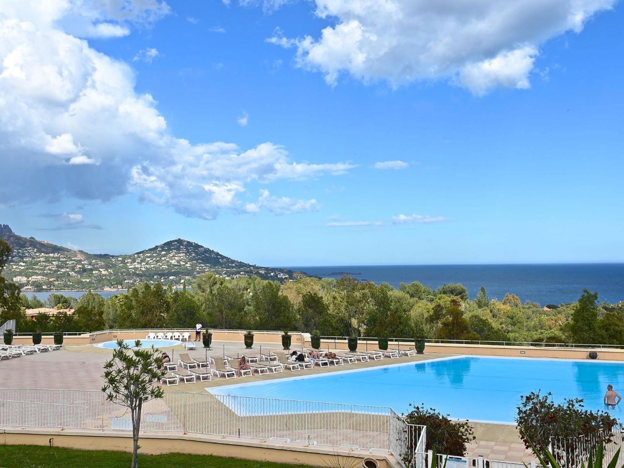 Apartment Village Cap Esterel - Le Village-53 By Interhome Saint-Raphaël Екстериор снимка